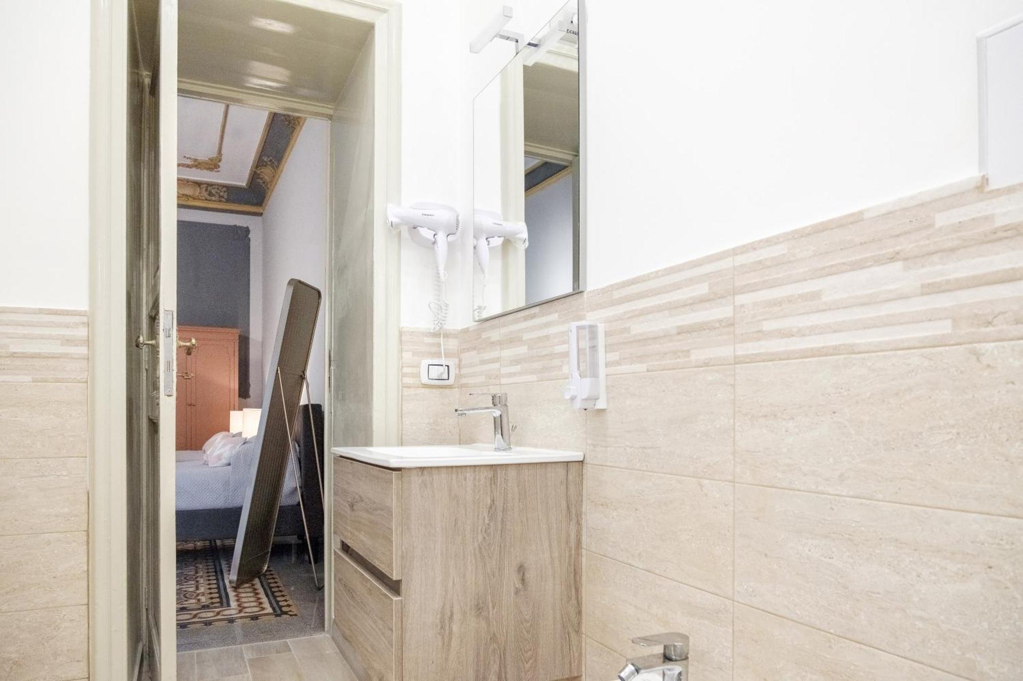 Borgo Antico Rooms Messina Exterior photo